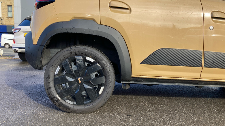 Dacia Spring 27kWh Extreme 65 48kW 5dr Auto Electric Hatchback